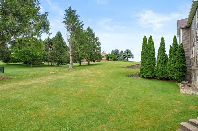 351 Hyder Circle Drive, Plainwell, MI 49080