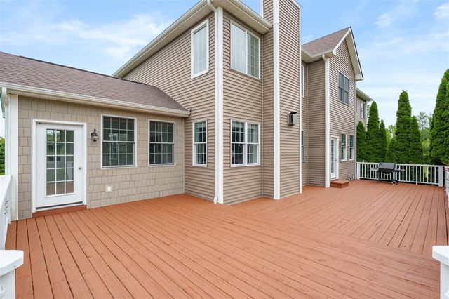 351 Hyder Circle Drive, Plainwell, MI 49080