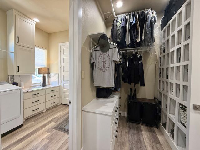 1050 El Camino, Waxahachie, TX 75167