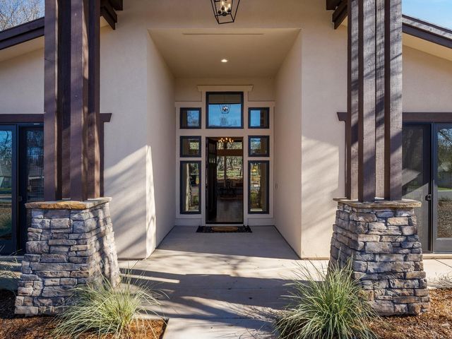 8109 Bridger Ln, Shingle Springs, CA 95682