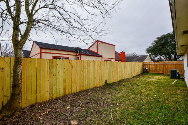 6411 Teal Run, Houston, TX 77035