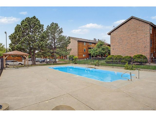 341 Wright St 9-101, Lakewood, CO 80228