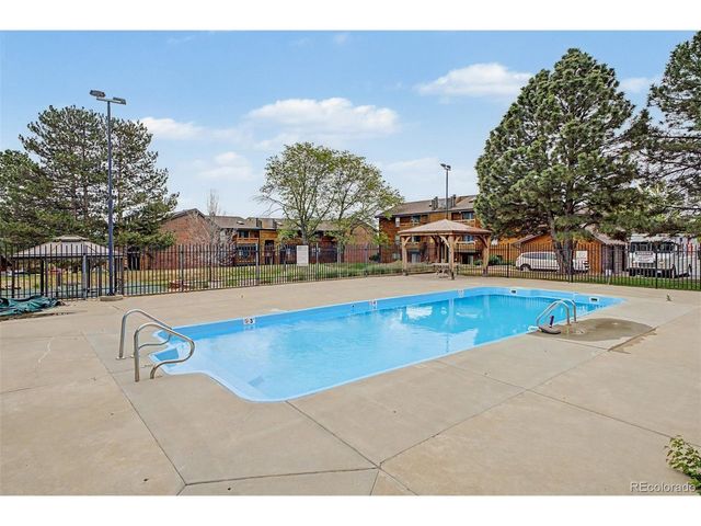 341 Wright St 9-101, Lakewood, CO 80228
