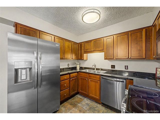341 Wright St 9-101, Lakewood, CO 80228