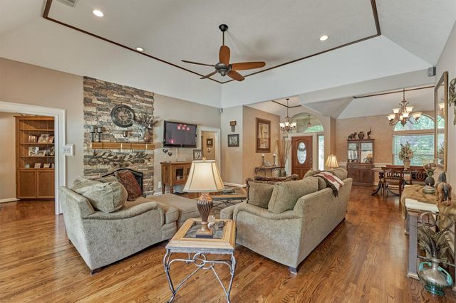 423 Pine Edge Drive, Spring, TX 77380