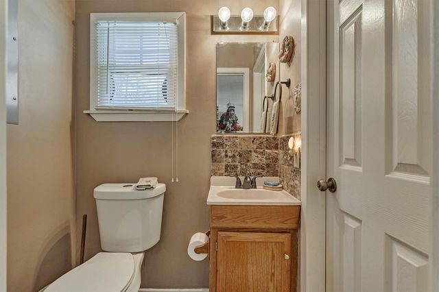 423 Pine Edge Drive, Spring, TX 77380