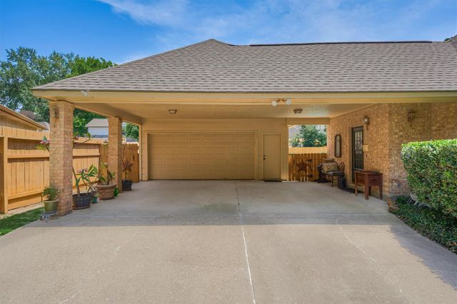 423 Pine Edge Drive, Spring, TX 77380