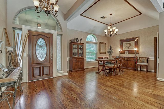 423 Pine Edge Drive, Spring, TX 77380