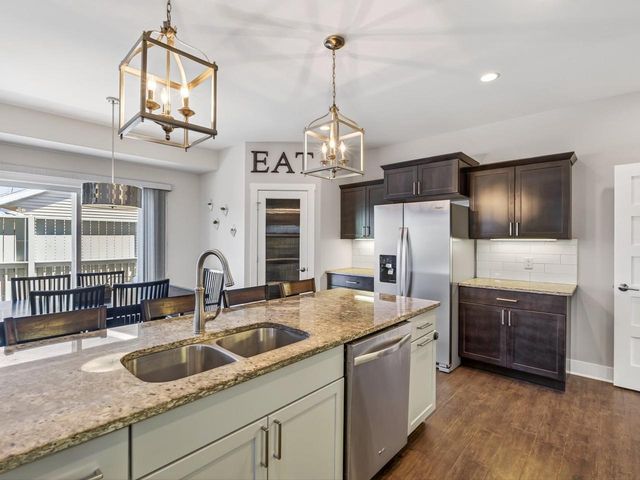 2402 Blue Heron Boulevard, Sun Prairie, WI 53590