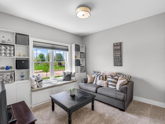 2402 Blue Heron Boulevard, Sun Prairie, WI 53590