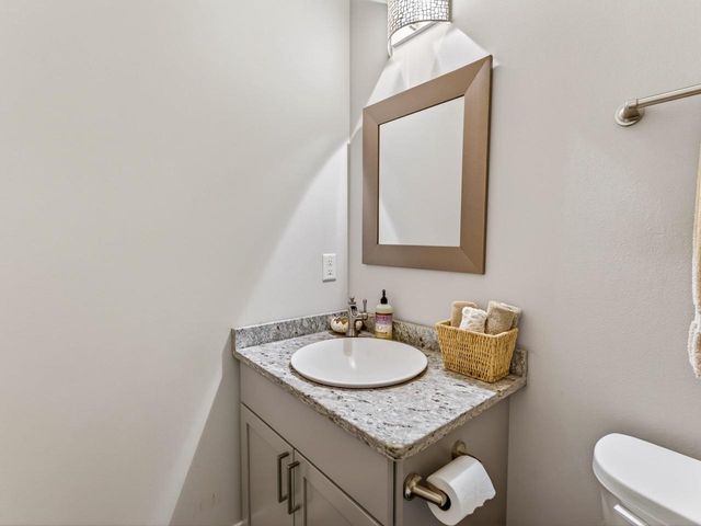 2402 Blue Heron Boulevard, Sun Prairie, WI 53590