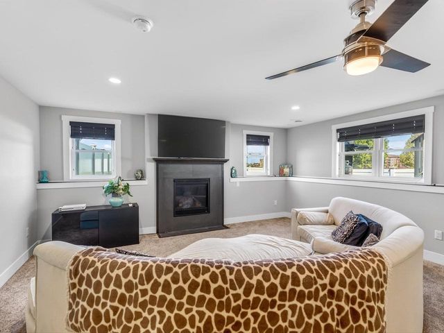2402 Blue Heron Boulevard, Sun Prairie, WI 53590