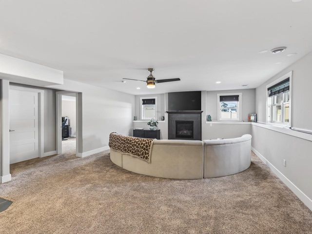 2402 Blue Heron Boulevard, Sun Prairie, WI 53590