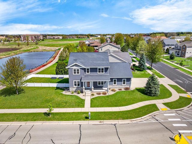 2402 Blue Heron Boulevard, Sun Prairie, WI 53590