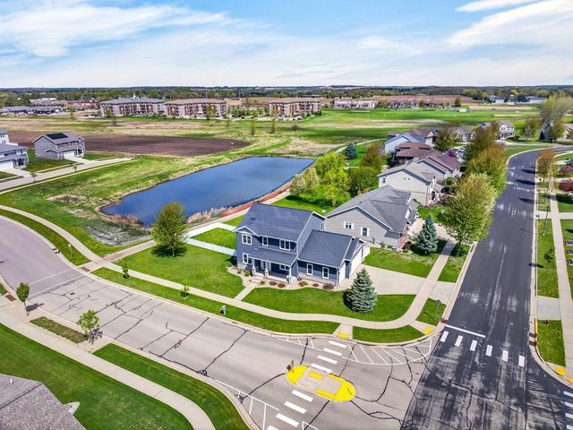 2402 Blue Heron Boulevard, Sun Prairie, WI 53590