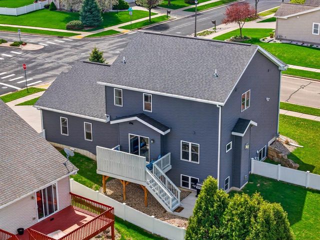 2402 Blue Heron Boulevard, Sun Prairie, WI 53590