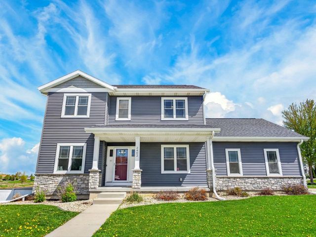 2402 Blue Heron Boulevard, Sun Prairie, WI 53590