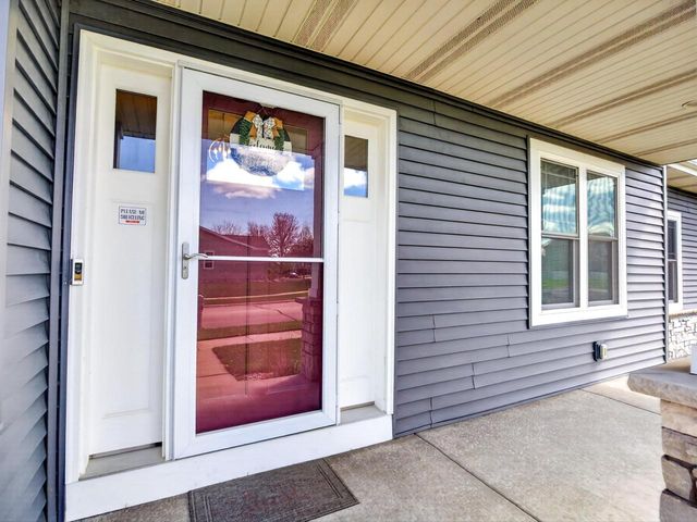 2402 Blue Heron Boulevard, Sun Prairie, WI 53590