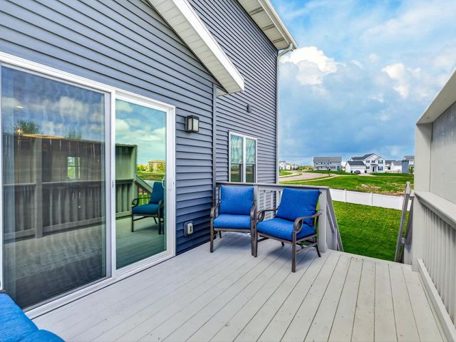 2402 Blue Heron Boulevard, Sun Prairie, WI 53590