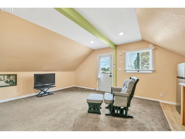 193 SANTA CLARA Ave, Eugene, OR 97404