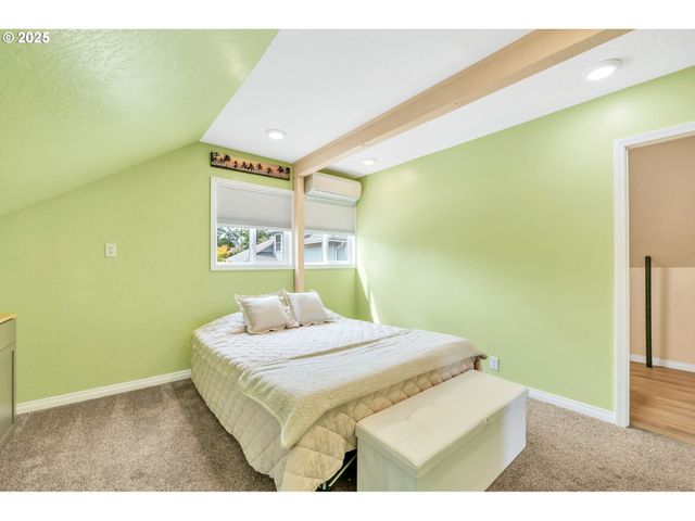 193 SANTA CLARA Ave, Eugene, OR 97404