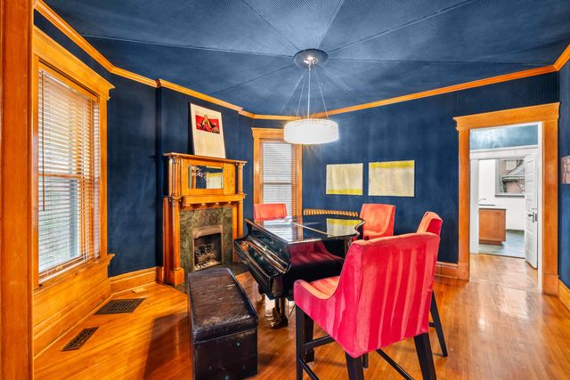 130 Buttles Avenue, Columbus, OH 43215