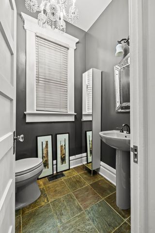 130 Buttles Avenue, Columbus, OH 43215