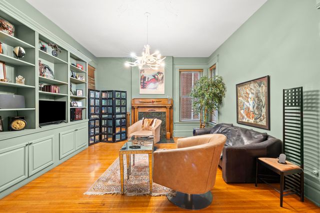 130 Buttles Avenue, Columbus, OH 43215