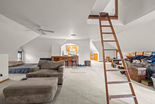 130 Buttles Avenue, Columbus, OH 43215