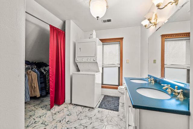 130 Buttles Avenue, Columbus, OH 43215