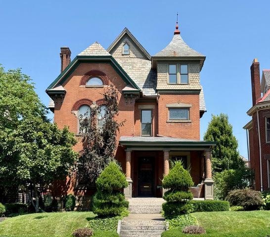 130 Buttles Avenue, Columbus, OH 43215