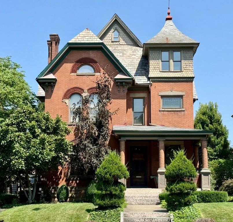 130 Buttles Avenue, Columbus, OH 43215