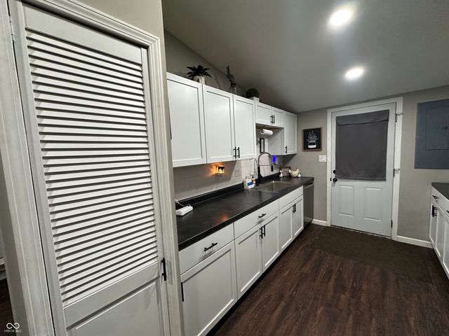 814 Pell Drive, Brazil, IN 47834