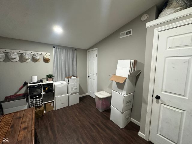 814 Pell Drive, Brazil, IN 47834