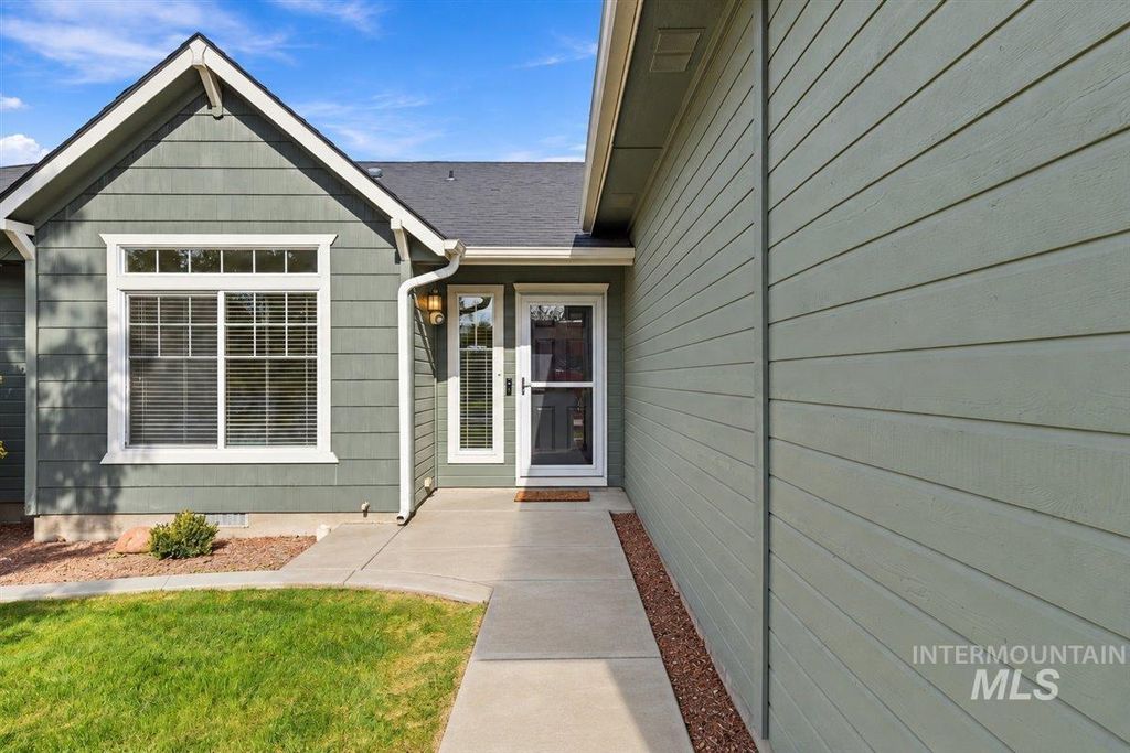 8194 E Colter Bay Dr, Nampa, ID 83687 photo 3