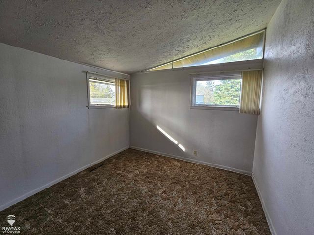 5130 N M-52 Highway, Owosso Twp, MI 48867