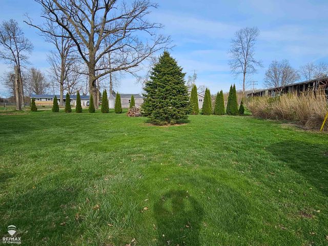 5130 N M-52 Highway, Owosso Twp, MI 48867