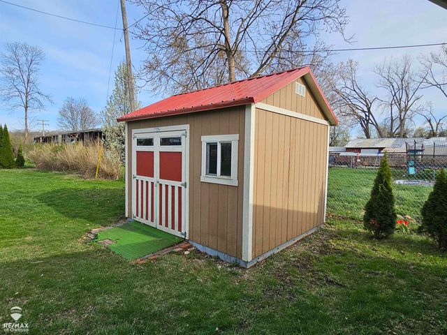 5130 N M-52 Highway, Owosso Twp, MI 48867