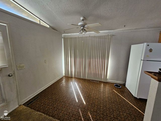 5130 N M-52 Highway, Owosso Twp, MI 48867
