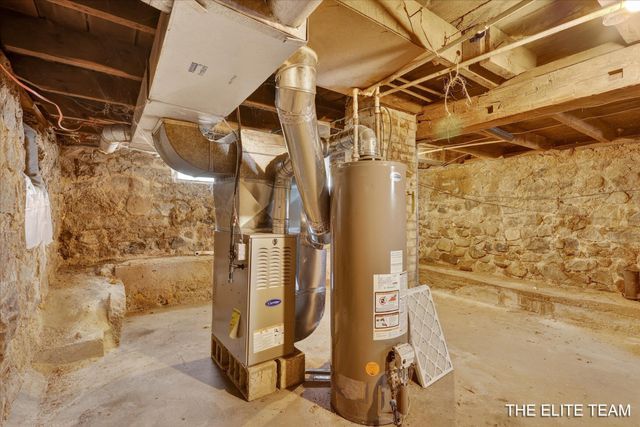 343 W Long Lake Road, Orleans Twp, MI 48865