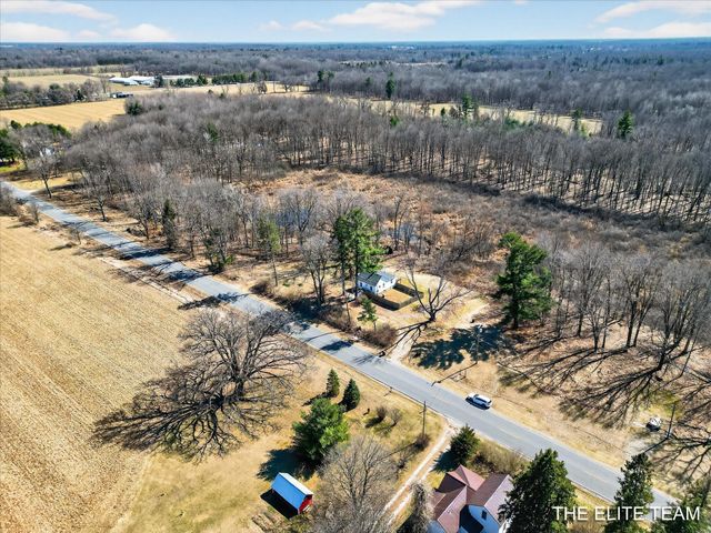 343 W Long Lake Road, Orleans Twp, MI 48865
