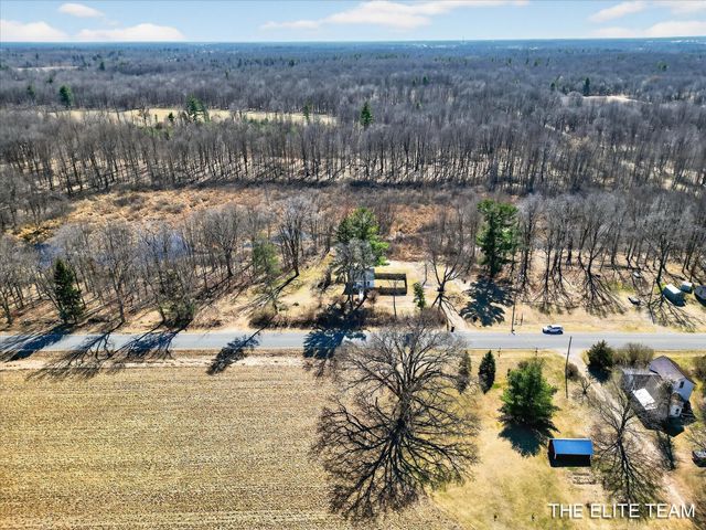 343 W Long Lake Road, Orleans Twp, MI 48865