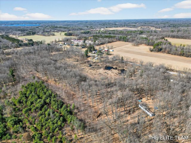 343 W Long Lake Road, Orleans Twp, MI 48865