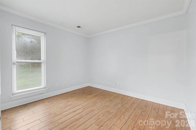6739 Old Meadow Road, Charlotte, NC 28227