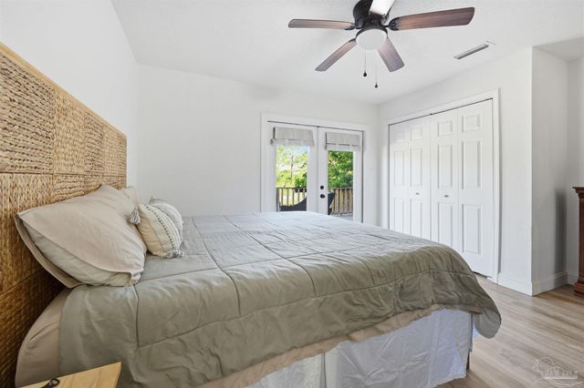 5804 Shady Bayou Ln, Milton, FL 32583