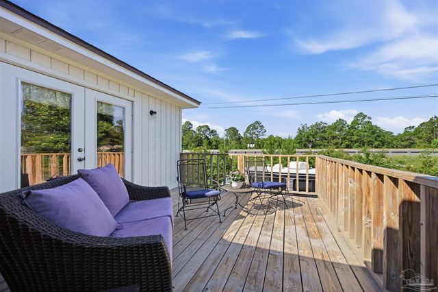 5804 Shady Bayou Ln, Milton, FL 32583