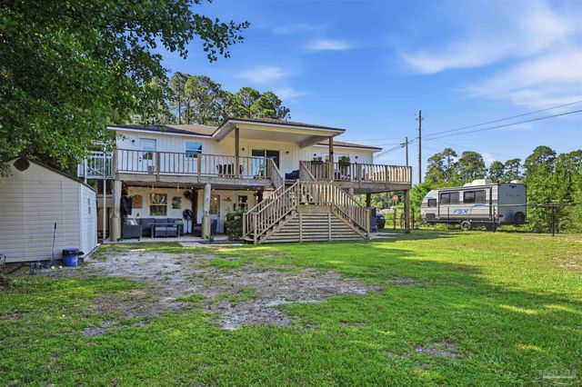5804 Shady Bayou Ln, Milton, FL 32583