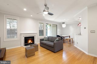 6944 ELLINGHAM CIR #A, Alexandria, VA 22315