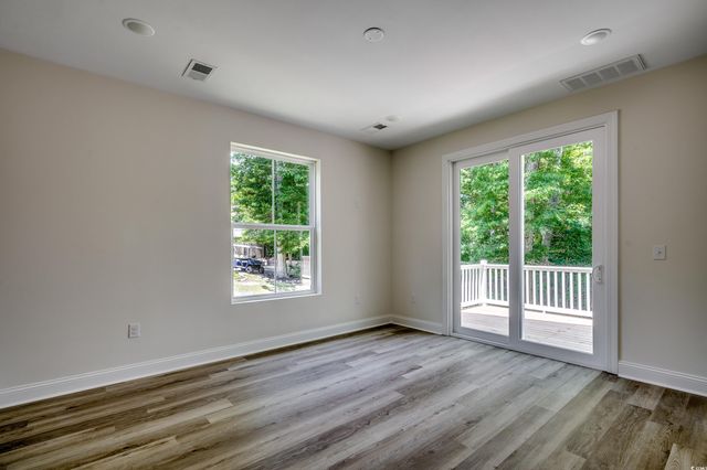 1673 Carriage Ln., Little River, SC 29566