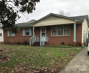 1132 Bilmark Avenue, Charlotte, NC 28213